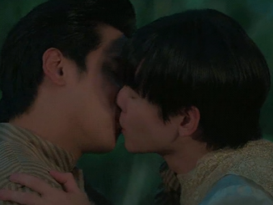 泰剧《美少爷之恋》更新第9集 每集亲亲少不了